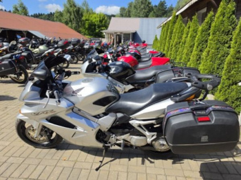 Honda VFR, 2002 г.