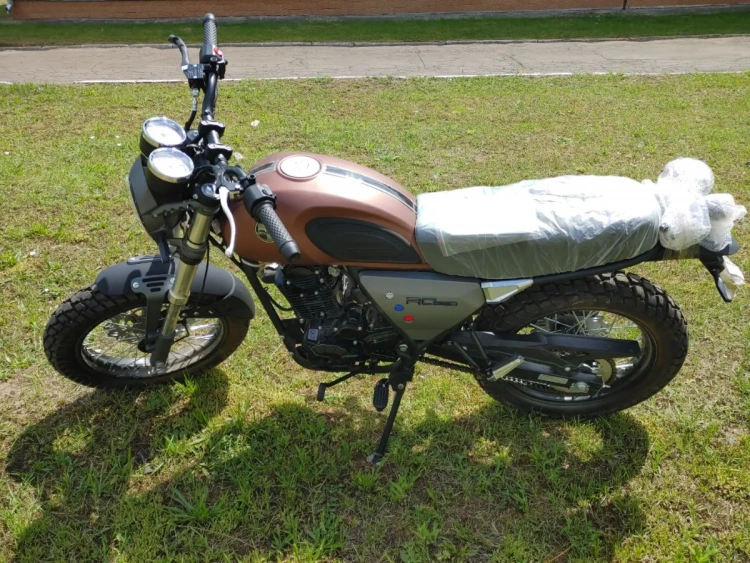 Классик Racer RC 250CK-A Triumph, 2024 г.