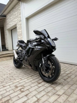 Yamaha YZF R1, 2023 г.