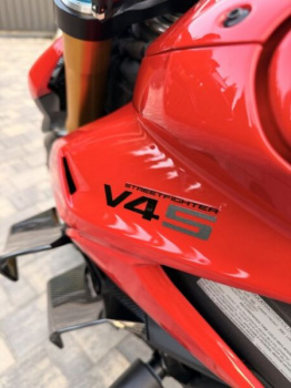 Ducati Streetfighter V4S, 2024 г.