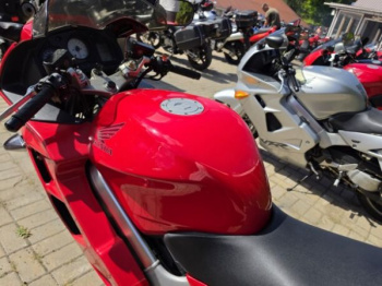 Honda VFR, 1998 г.