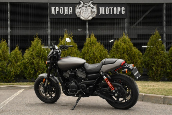 HARLEY-DAVIDSON STREET ROD 750