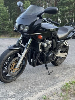 Yamaha FZS, 1998 г.