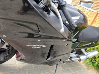 Honda CBR Хх, 1999 г.
