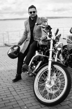Harley-Davidson Sportster XL1200C Custom (injector), 2006 г.