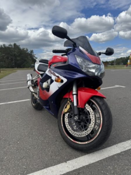 Honda CBR 929 RR FireBlade, 2000 г.