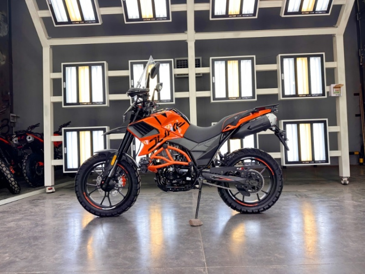 Туризм Regulmoto Duke 300, 2026 г.
