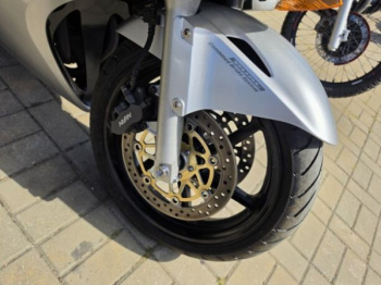 Honda VFR, 2002 г.
