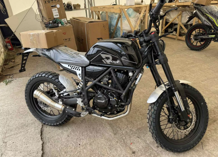 Стрит ROCKOT SCRAMBLER, 2026 г.