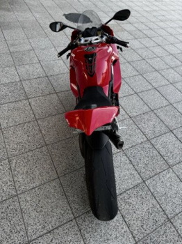 Ducati Superbike Panigale V4S, 2020 г.