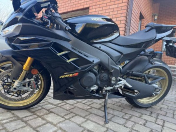 Aprilia RSV4 Factory Ultra Dark, 2022 г.