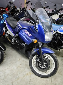 Kawasaki GPZ, 1990 г.
