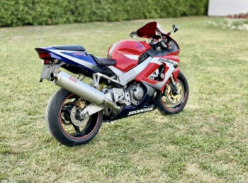 Honda CBR 929RR, 2001 г.