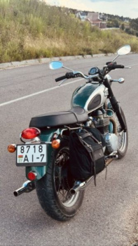 Triumph Bonneville 800 (T100), 2001 г.