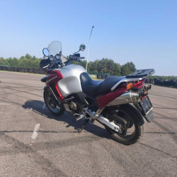 Honda Varadero XL1000, 2001 г.