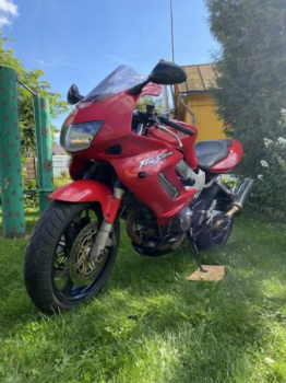 Honda VTR, 2001 г.