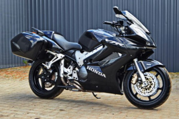 Honda VFR 800 Vtec c ABS, 2004 г.
