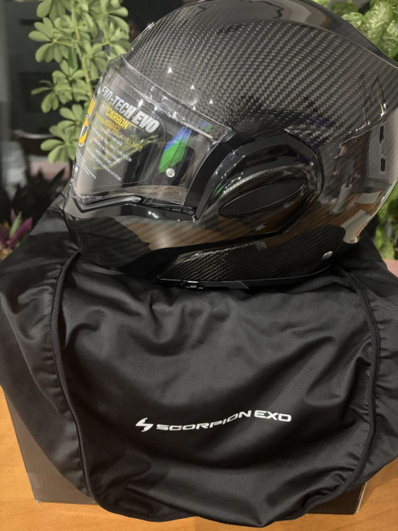 ШЛЕМ SCORPION EXO-TECH EVO CARBON SOLID NOIR (03