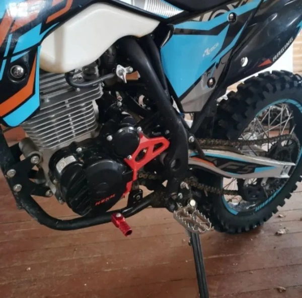 Защита крышки ведущей звезды двигателя MOTO Original Blue (Zongshen ZS172FMM-3A)