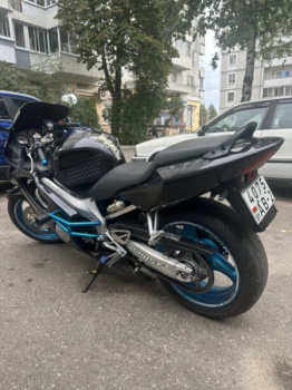 Honda CBR F4, 1999 г.