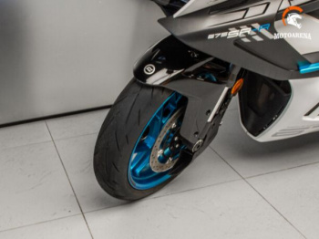 CFMOTO 675SR-R, 2026 г.