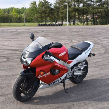Yamaha YZF YZF1000 Thunderace, 1996 г.