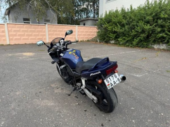 Yamaha FZS, 2002 г.