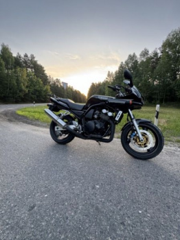 Yamaha FZS, 1998 г.