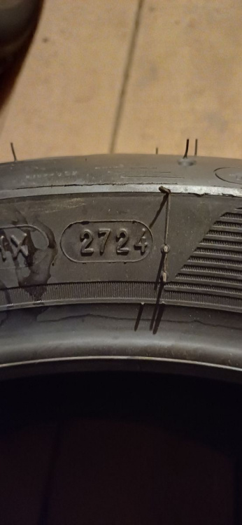 Продам Michelin Pilot Road 5 GT
