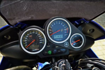 Yamaha FZS 1000 Fazer, 2001 г.