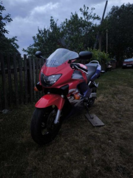 Honda CBR f4, 2000 г.