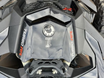 BRP Can-Am Maverick DS Turbo RR, 2023 г.