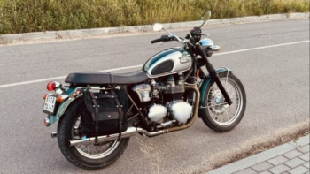 Triumph Bonneville 800 (T100), 2001 г.