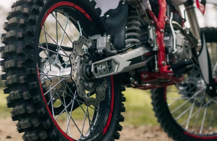 Кроссовый ROCKOT R5X Rampage 300, 2026 г.