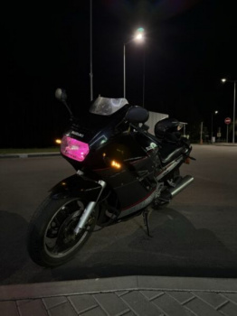 Suzuki GSX GSX1100F, 1990 г.
