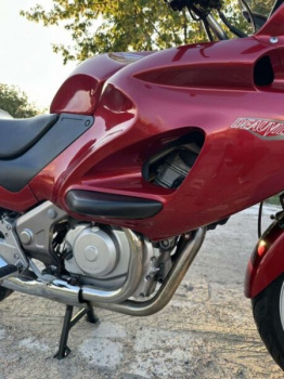 Honda Deauville 650, 2000 г.