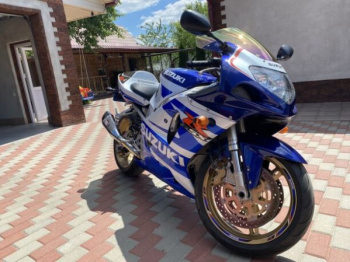 Suzuki GSX-R, 2002 г.
