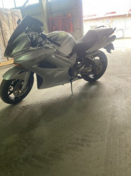 Honda VFR, 2002 г.