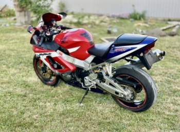 Honda CBR 929RR, 2001 г.