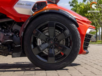 BRP Can-Am Spyder F3-S, 2015 г.