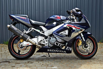 Honda CBR 900 RR, 2001 г.