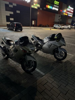 Kawasaki ZZR, 2002 г.