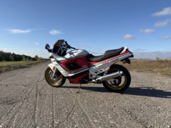 Suzuki Katana, 1990 г.