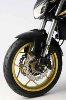QJ MOTOR SRK 400, 2026 г.
