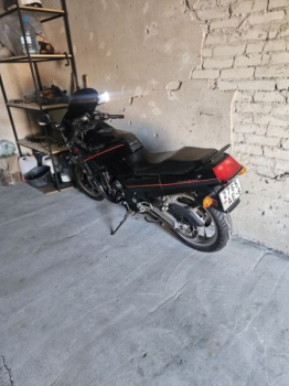 Kawasaki GPX, 1990 г.