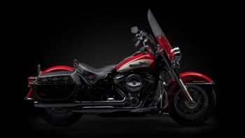 Harley-Davidson Softail Hydra-Glide Revival, 2025 г.