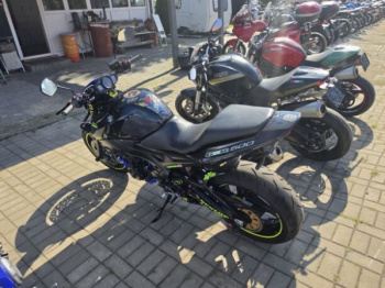 Suzuki GSR, 2010 г.