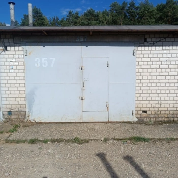 СДАМ БОЛЬШОЙ ГАРАЖ 60 м2 ВОЗЛЕ РЫНКА ЭКСПОБЕЛ