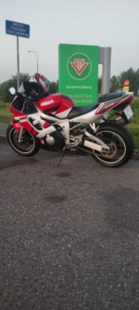 Yamaha YZF 600, 1999 г.