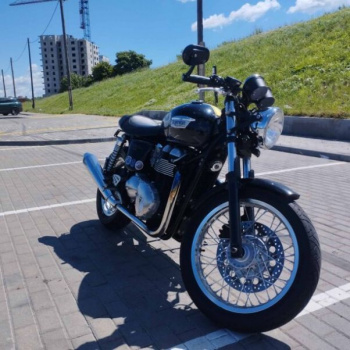 Triumph Thruxton, 2012 г.